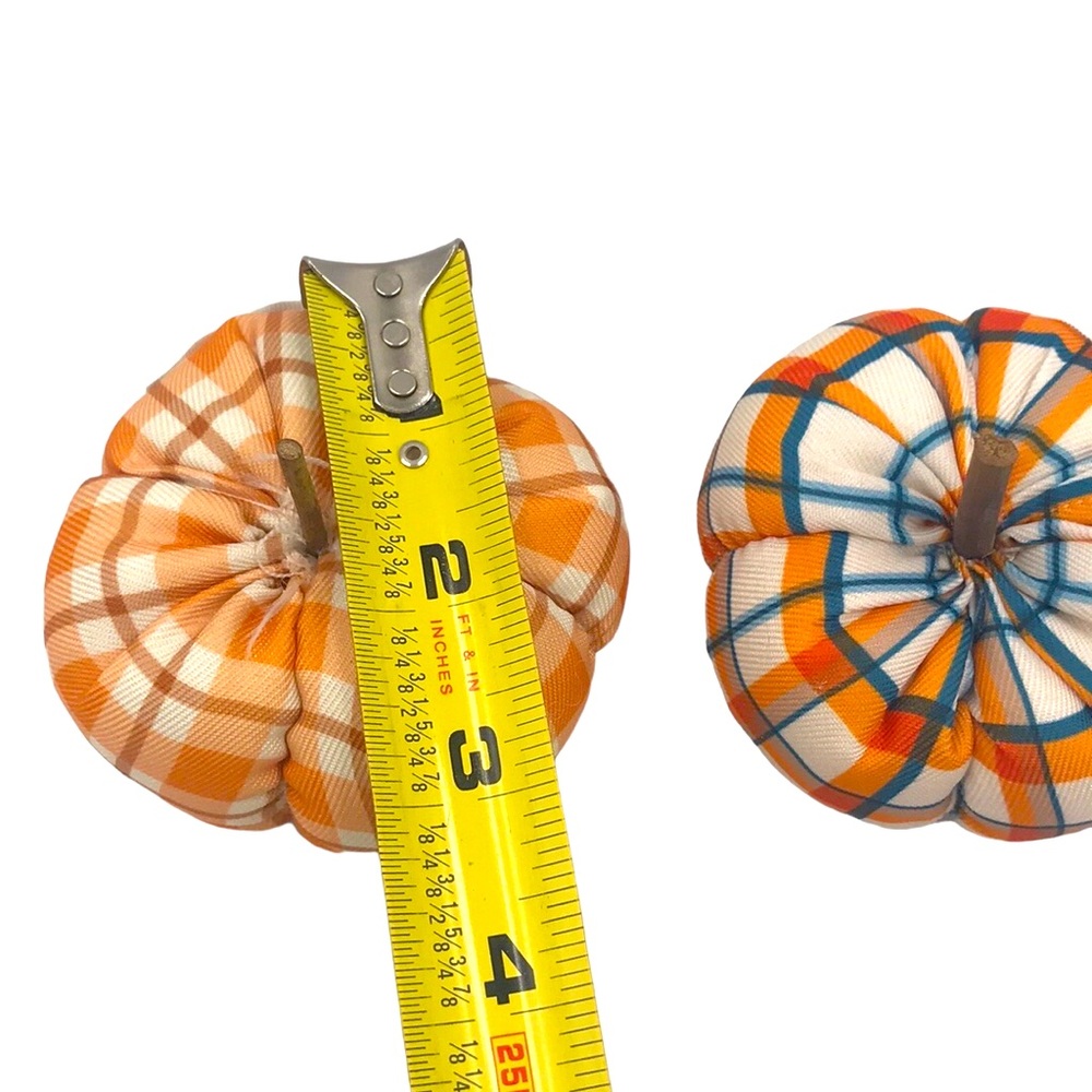 Two Mini plaid plush pumpkins - Picture 7 of 8
